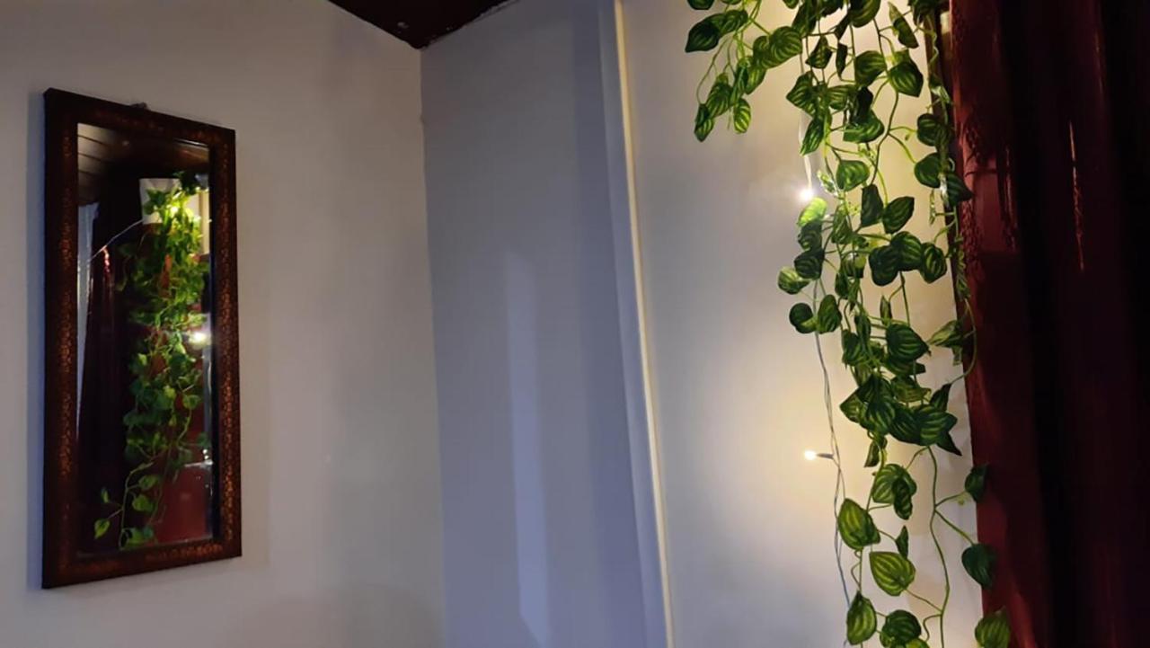 Hostel Costel Mālvan Zewnętrze zdjęcie