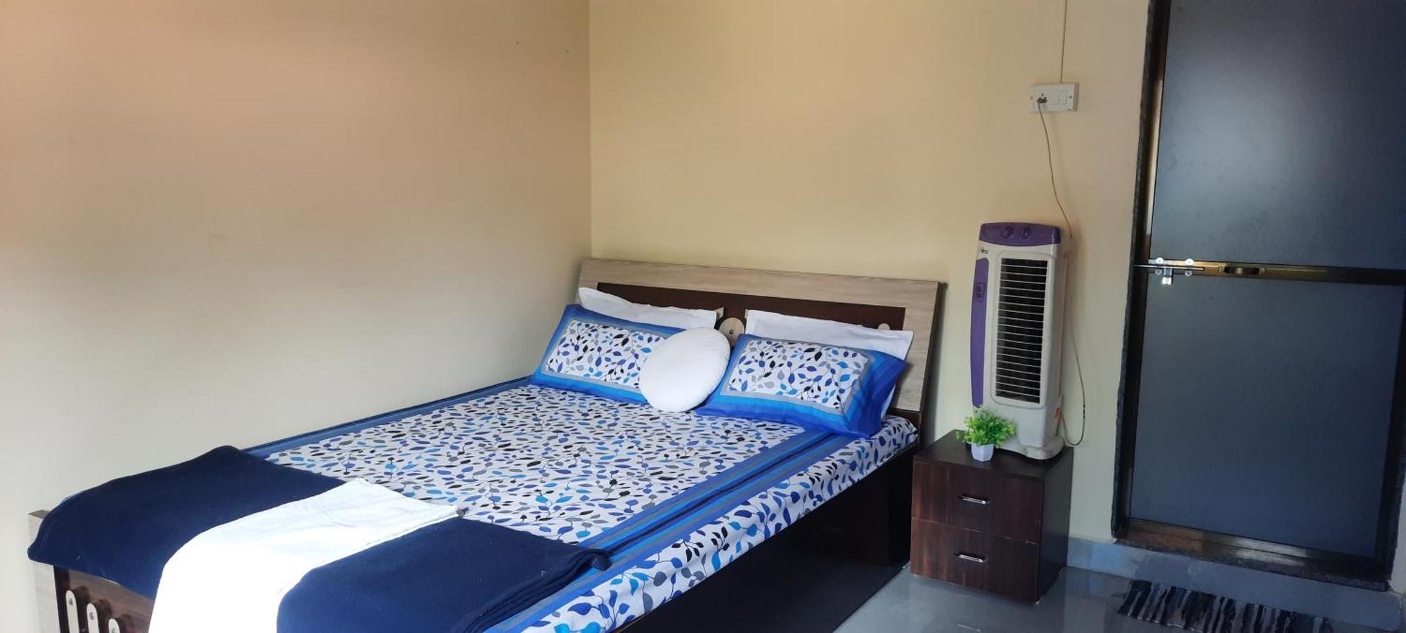 Hostel Costel Mālvan Zewnętrze zdjęcie